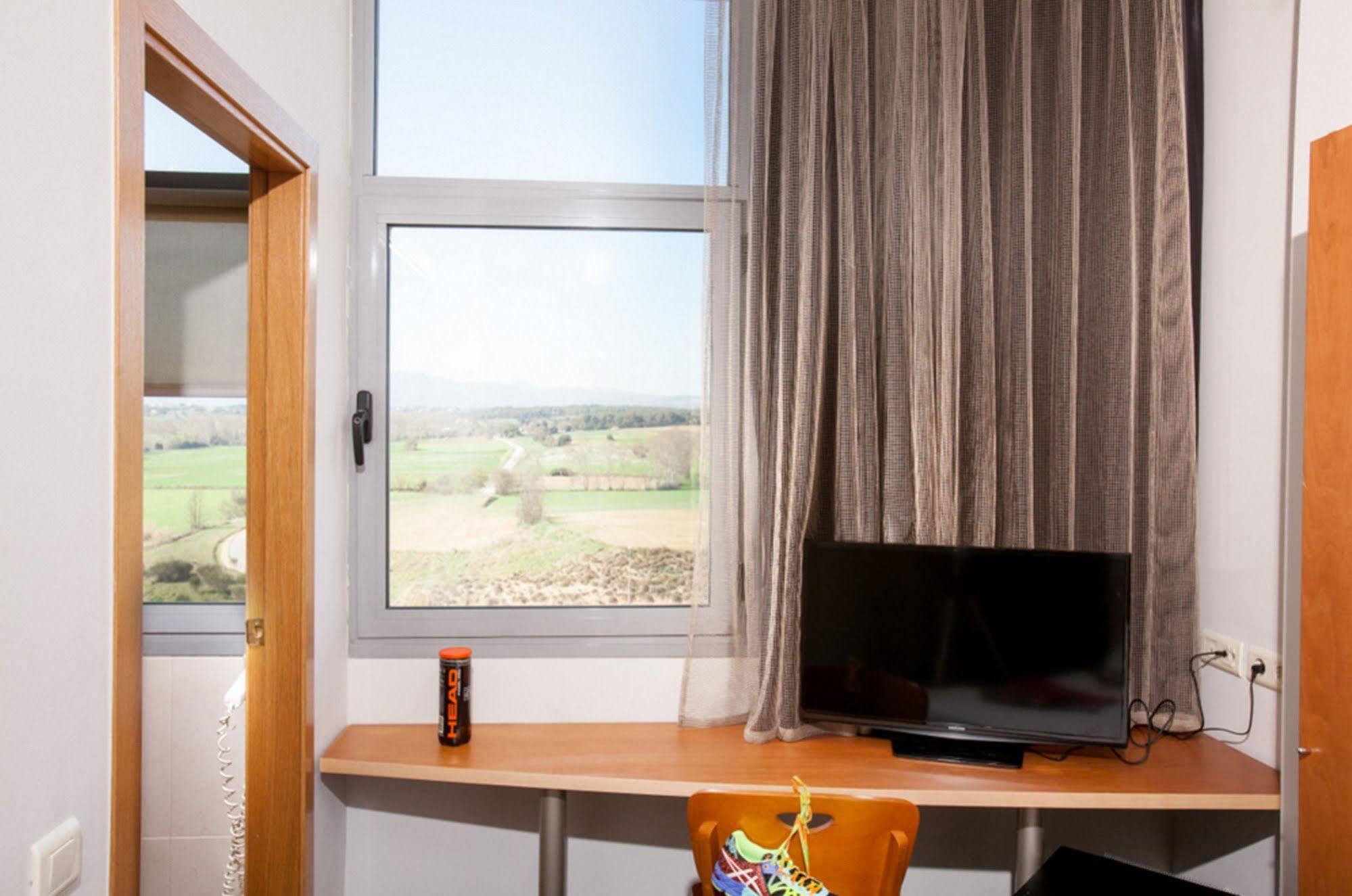 B&B Hotel Barcelona Mollet Porta De Gallecs Mollet del Valles Ngoại thất bức ảnh